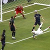 FOTO: Real Madrid Susah Payah Bungkam Aksi 'Gila' Kiper Juventus