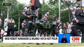 VIDEO: Aksi Robot Humanoid & Anjing i-K9 di HUT Ke-79 Polri