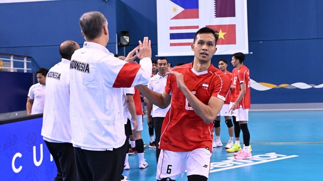 Tim pelatih Timnas Voli Indonesia mengungkapkan alasan mencoret tiga pemain menjelang SEA V League 2025.