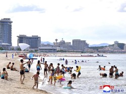 Pantai Kelas Dunia di Korut untuk Sambut Turis Rusia