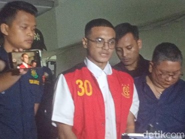 img-title Sayangkan Pernyataan Fahmi Bachmid, Pengacara Vadel Badjideh: Jaga Hati Keluarga