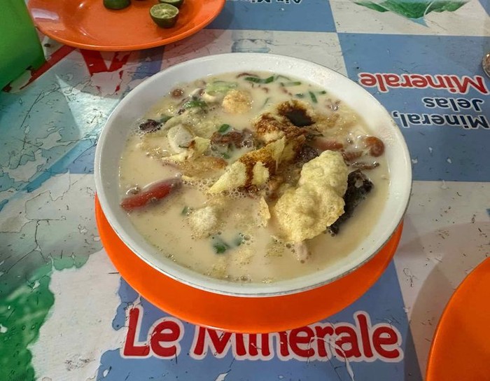 10 Soto Betawi Legendaris di Jakarta yang Tak Lekang oleh Waktu