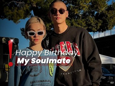 img-title Agnez Mo Rayakan Ultah di Lokasi Syuting-Dapat Pesan dari Pacar