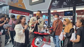 Jadi Primadona di Jakarta Fair 2025, Honda Scoopy Tampil Fashionable