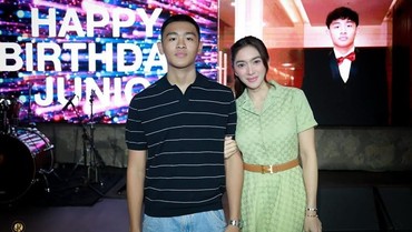 Gantengnya Putra Angel Karamoy yang Kini Beranjak Remaja