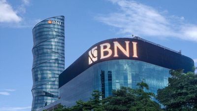 BNI Dorong Budaya Hidup Sehat Digital di wondr Surabaya ITS Run 2025