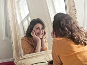 5 Ciri-ciri Kepribadian Omnivert yang Bisa Berubah dari 