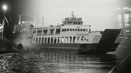 Kapal Tenggelam di Selat Bali