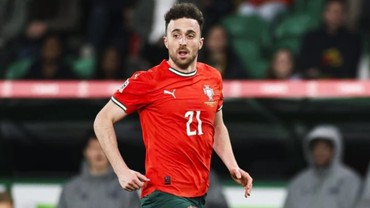 Pemain Liverpool Diogo Jota Tewas Kecelakaan, Mobil Hangus Terbakar