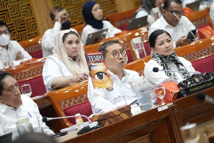 Menteri Kebudayaan (Menbud) Republik Indonesia Fadli Zon memastikan proses penulisan sejarah nasional dilakukan secara terbuka, ilmiah, dan inklusif.