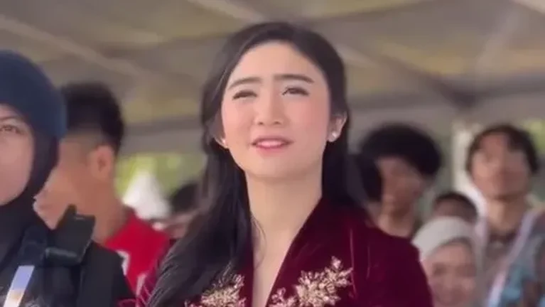Febby Rastanty Febby Rastanty
