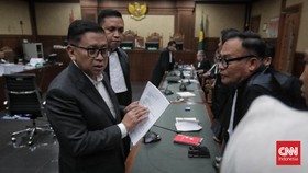 Kuasa Hukum Hasto Nilai Tuntutan 7 Tahun Penjara Tak Logis