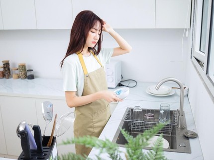 Kenali Gejala Post-Wedding Depression yang Rawan Dialami Pasutri Baru