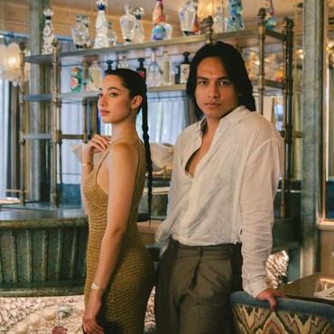 Momen Jefri Nichol Terekam di Unggahan Mia Khalifa