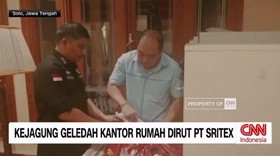 VIDEO: Kejagung Geledah Kantor dan Rumah Dirut PT Sritex