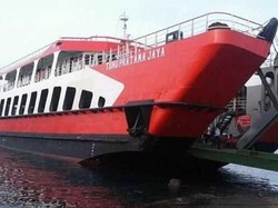Basarnas Kerahkan Heli Cari Korban Tenggelamnya KMP Tunu Pratama Jaya
