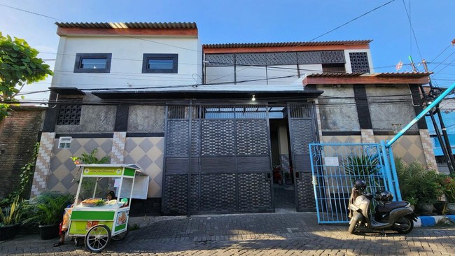 KPK menyita dua rumah di Surabaya, Jawa Timur terkait dengan kasus dugaan korupsi pengurusan dana hibah APBD Jawa Timur.