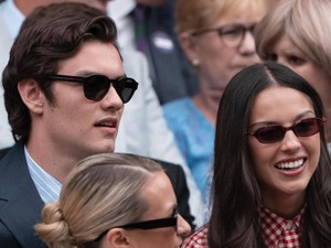 Wimbledon Date! Pasangan Artis Tampil Stylish saat Saksikan Turnamen Tenis