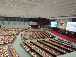 Paripurna DPR Bacakan Surpres Calon Dubes RI, 71 Anggota Dewan Hadir