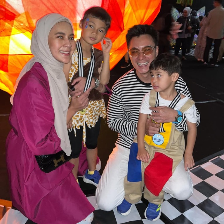Paula Verhoeven dan Baim Wong