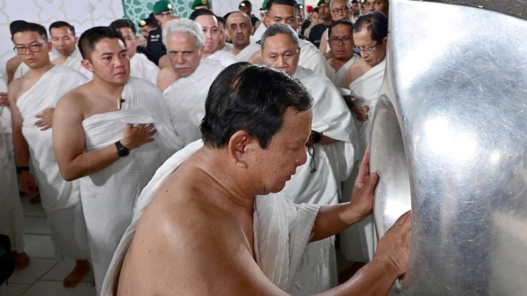 Prabowo Tunaikan Ibadah Umrah Prabowo Tunaikan Ibadah Umrah