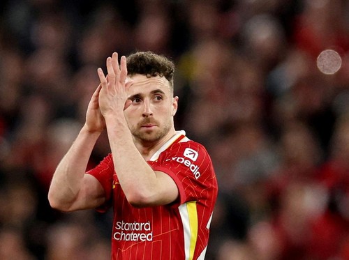 Legenda Liverpool Carragher Terpukul Usai Jota Meninggal di Spanyol