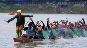 Mengenal Pacu Jalur Riau, Lomba Dayung Viral dari Tren Aura Farming