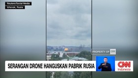 VIDEO: Serangan Drone Hanguskan Pabrik di Rusia