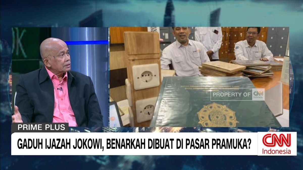 VIDEO: Beathor Suryadi Harap Jokowi Tunjukkan Ijazah UGM Asli