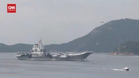VIDEO: China Pamer Kapal Induk Panjang 325 Meter Tampung 44 Jet Tempur