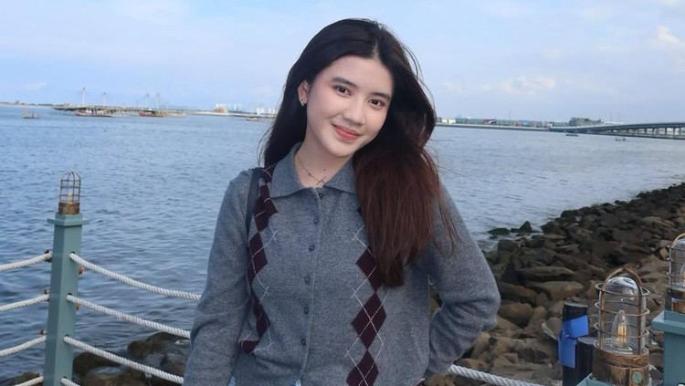 Hassya Sabri, Anak Sambung Irish Bella