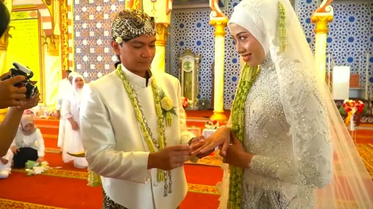 Megawati dan Dio Megawati dan Dio