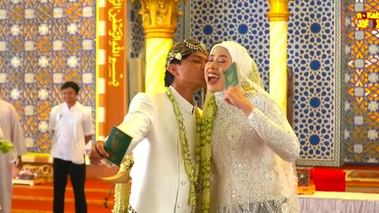 Megawati dan Dio Megawati dan Dio