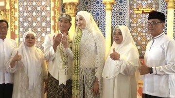 Berita Olahraga Terkini CNN Sport : Kata-kata Megawati Hangestri Usai Resmi Menikah dengan Dio