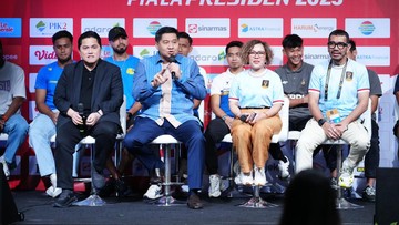 Berita Panas dari Dunia Sport CNN : Disentil Ronaldo, Maruarar Tambah Hadiah Piala Presiden 2025
