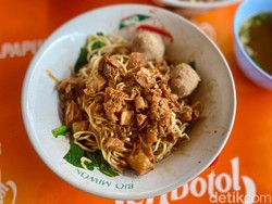 Ternyata Ini Alasan Mie Ayam Jadi Alasan Netizen Bertahan Hidup