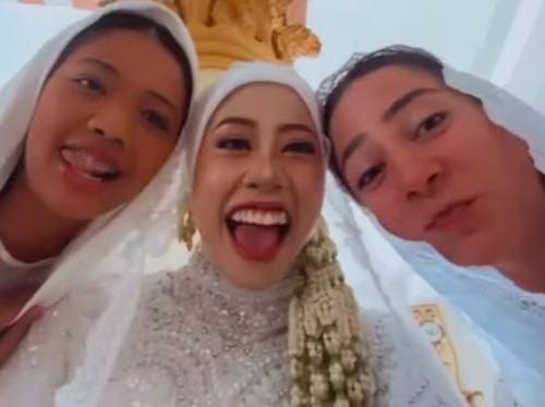 Gia Hadir Akad Nikah Megawati dan Dio, Pakai Kerudung Putih