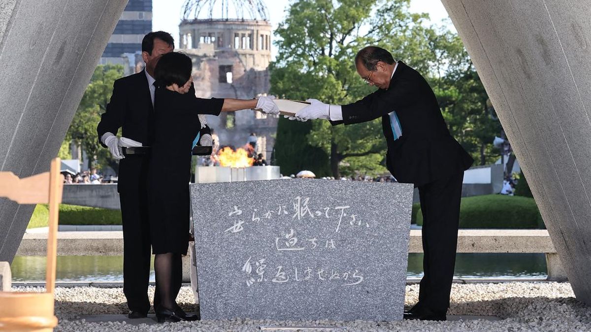 Wali Kota Hiroshima Kazumi Tantang Trump Datang Lihat Efek Bom Atom