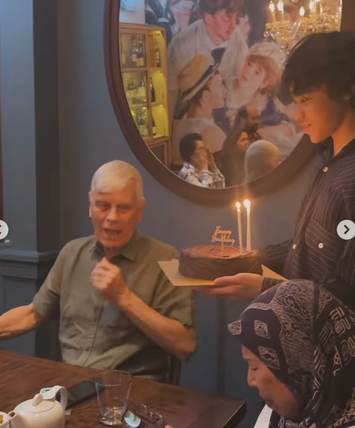 BCL merayakan ultah mantan mertua