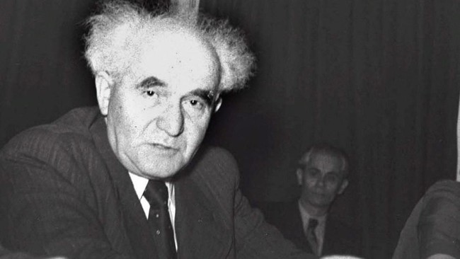 David Ben Gurion adalah pendiri Israel yang namanya kini dijadikan Bandara di Tel Aviv.