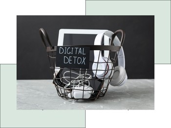 Mengenal Diri dengan Detoks Media Sosial: Semua Berhak Bahagia!