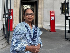 Mengenal Banu Mushtaq, Penulis yang Mengangkat Suara Perempuan Muslim di India Selatan