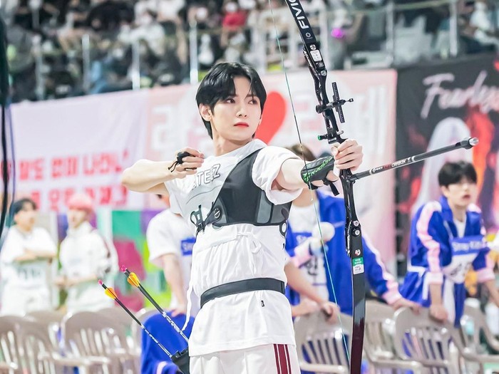 Momen Yeosang ATEEZ di ISAC 2022/ Foto: MBC