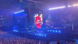 Konser Reuni Oasis Persembahkan Lagu 'Live Forever' untuk Diogo Jota