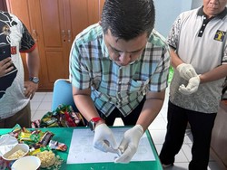 Petugas Lapas Jambi Gagalkan Penyelundupan 3 Paket Sabu dalam Mi Cup
