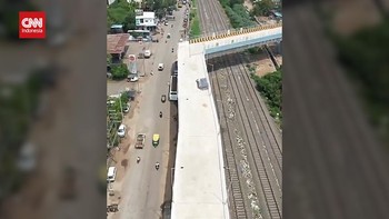 VIDEO: Penampakan Tikungan Flyover 90 Derajat di India