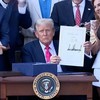 VIDEO: Momen Trump Sahkan UU One Big Beautiful Bill di Gedung Putih