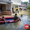 Banjir 1,8 Meter di Kebon Pala Jakarta Timur, Warga Dievakuasi