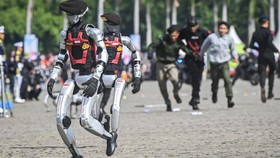 Kapolri soal Robot Polisi Rp3 M: Enggak Pakai Anggaran, Baru Uji Coba