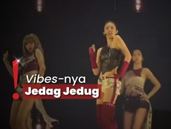 BLACKPINK Perdana Tampilkan Lagu 'Jump' di Konser 'Deadline'